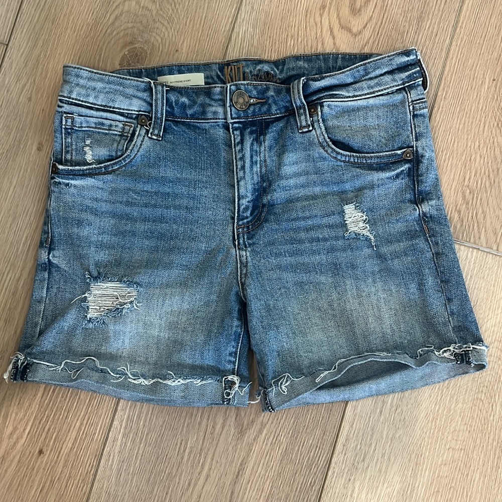 Kut from the Kloth Katy boyfriend denim short